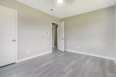 517 Ronda St, Pensacola, FL 32534 - Photo 42