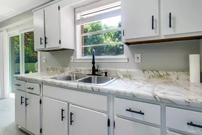 517 Ronda St, Pensacola, FL 32534 - Photo 22