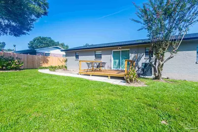 517 Ronda St, Pensacola, FL 32534 - Photo 6