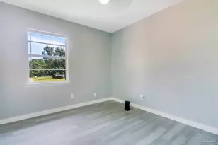 517 Ronda St, Pensacola, FL 32534 - Photo 34