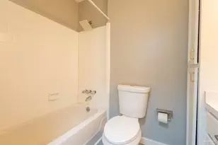 517 Ronda St, Pensacola, FL 32534 - Photo 32