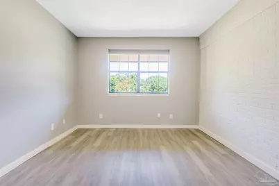 517 Ronda St, Pensacola, FL 32534 - Photo 32