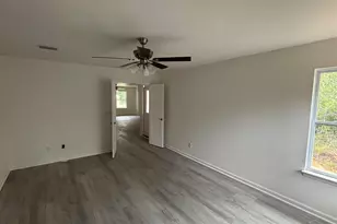 5589 Santa Monica St, Milton, FL 32583 - Photo 6