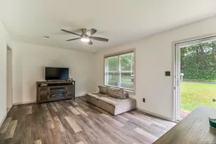 10101 Holsberry Rd, Pensacola, FL 32534 - Photo 6