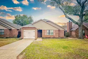 3241 Wythe Cir, Pensacola, FL 32504 - Photo 1
