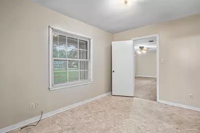 32 Bertram St, Pensacola, FL 32506 - Photo 16
