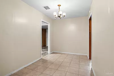 32 Bertram St, Pensacola, FL 32506 - Photo 8