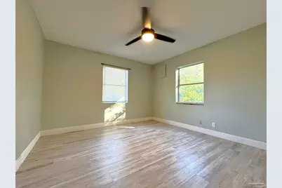 7221 Yoshida St, Pensacola, FL 32526 - Photo 8