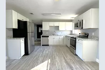 7221 Yoshida St, Pensacola, FL 32526 - Photo 4