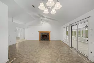 2300 Caddy Shack Ln, Pensacola, FL 32526 - Photo 6