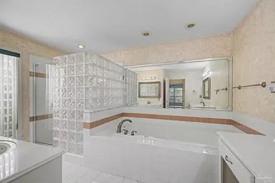 2300 Caddy Shack Ln, Pensacola, FL 32526 - Photo 24