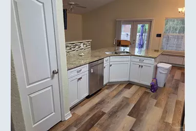 4613 Isles Dr, Pensacola, FL 32507 - Photo 8