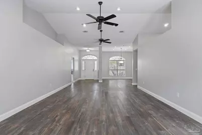 4798 Ribault Ln, Milton, FL 32570 - Photo 4