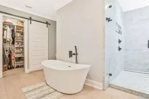 933 Coronado Dr, Gulf Breeze, FL 32563 - Photo 22
