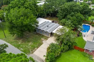 202 Firethorn Rd, Gulf Breeze, FL 32561 - Photo 54