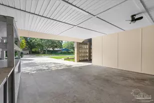 202 Firethorn Rd, Gulf Breeze, FL 32561 - Photo 52