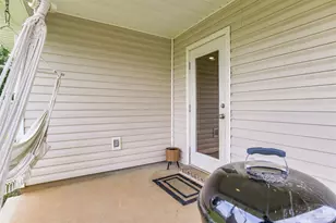5462 Peach Dr, Milton, FL 32571 - Photo 12