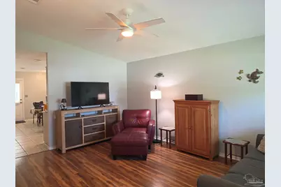 1341 Fairchild St, Pensacola, FL 32504 - Photo 4