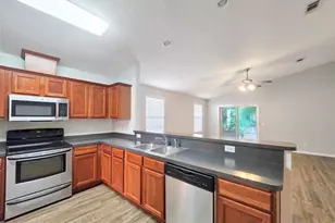 690 Mozingo Ln, Pensacola, FL 32514 - Photo 8