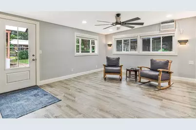5521 Ormond Dr, Pensacola, FL 32526 - Photo 12