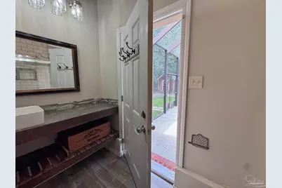 3027 N 24th Ave, Milton, FL 32583 - Photo 10