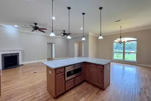 3027 N 24th Ave, Milton, FL 32583 - Photo 6