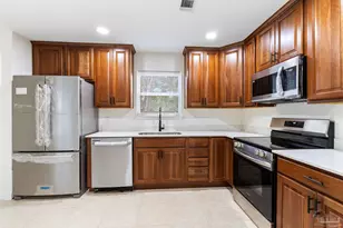 7855 Bay Meadows Dr, Pensacola, FL 32507 - Photo 8