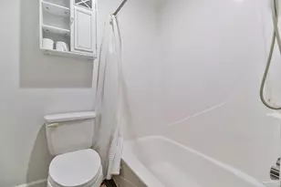 1100 Fort Pickens Rd, Pensacola Beach, FL 32561 - Photo 32