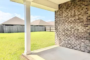 5329 Parkside Dr, Pace, FL 32571 - Photo 16