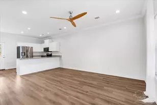 58 N M St, Pensacola, FL 32502 - Photo 8