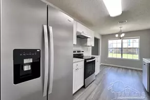 205 Bimini Ct, Pensacola, FL 32506 - Photo 4