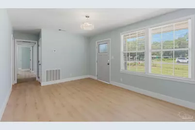 525 Pelham Rd, Pensacola, FL 32507 - Photo 6