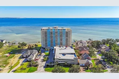 825 Bayshore Dr #203, Pensacola, FL 32507 - Photo 1