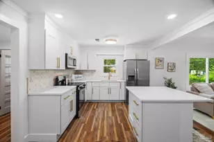 529 E Selina St, Pensacola, FL 32503 - Photo 16