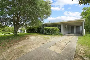 815 Woodland Dr, Pensacola, FL 32503 - Photo 1