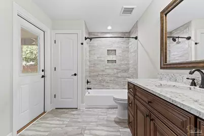 5180 Sandy Shores Dr, Gulf Breeze, FL 32563 - Photo 36