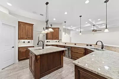 5180 Sandy Shores Dr, Gulf Breeze, FL 32563 - Photo 8