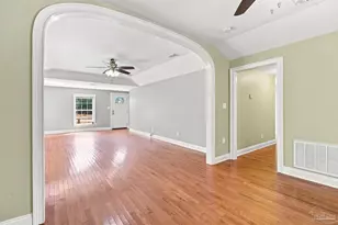 3263 Damon Dr, Milton, FL 32583 - Photo 6