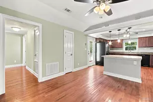 3263 Damon Dr, Milton, FL 32583 - Photo 8