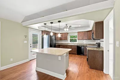 3263 Damon Dr, Milton, FL 32583 - Photo 8