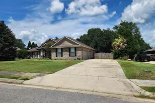 4425 Essex Terrace Cir, Pace, FL 32571 - Photo 4