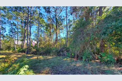 900 Blk Turnbuckle Trl, Pensacola, FL 32507 - Photo 2