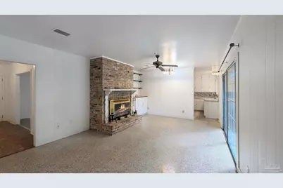 2 Manor Dr, Pensacola, FL 32507 - Photo 10