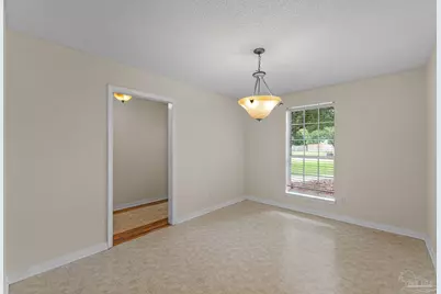 2028 Peregrine Ct, Pensacola, FL 32506 - Photo 6