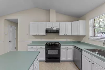 2028 Peregrine Ct, Pensacola, FL 32506 - Photo 18