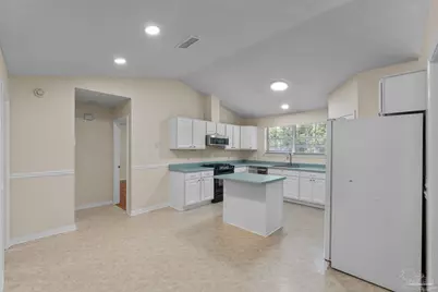 2028 Peregrine Ct, Pensacola, FL 32506 - Photo 14