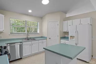 2028 Peregrine Ct, Pensacola, FL 32506 - Photo 16