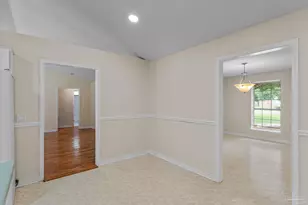 2028 Peregrine Ct, Pensacola, FL 32506 - Photo 12