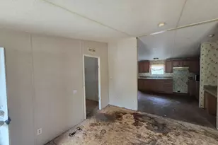 1918 Church St, Gulf Breeze, FL 32563 - Photo 16