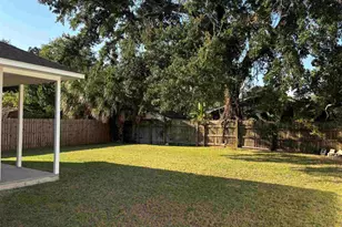 1406 E Scott St, Pensacola, FL 32503 - Photo 20